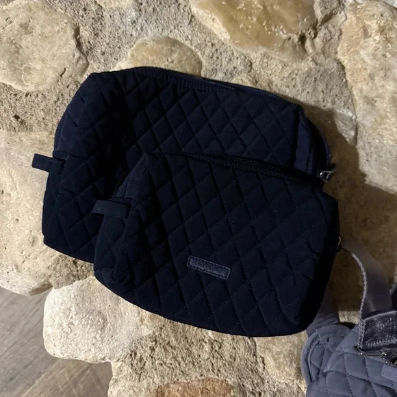 Vera Bradley Weekender tote plus large and small cosmetic bag - Picture 4 of 4